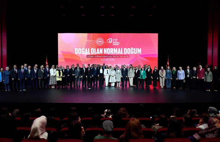 Emine Erdoğan'dan anne adaylarına "normal doğum" çağrısı