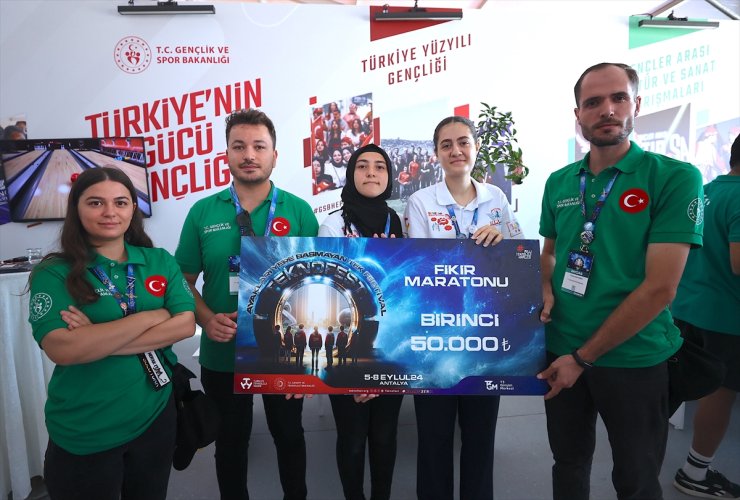 "Mantar kökünden ambalaj üretimi" TEKNOFEST Fikir Maratonu'nda ödül getirdi