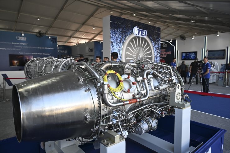 Türkiye'nin ilk milli turbofan uçak motoru TEI-TF6000, TEKNOFEST Adana'da sergileniyor