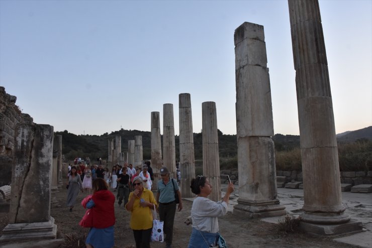 Aydın'da "Artemis'in Kenti Magnesia'nın Çağdaş Sanatla Buluşması" gerçekleştirildi