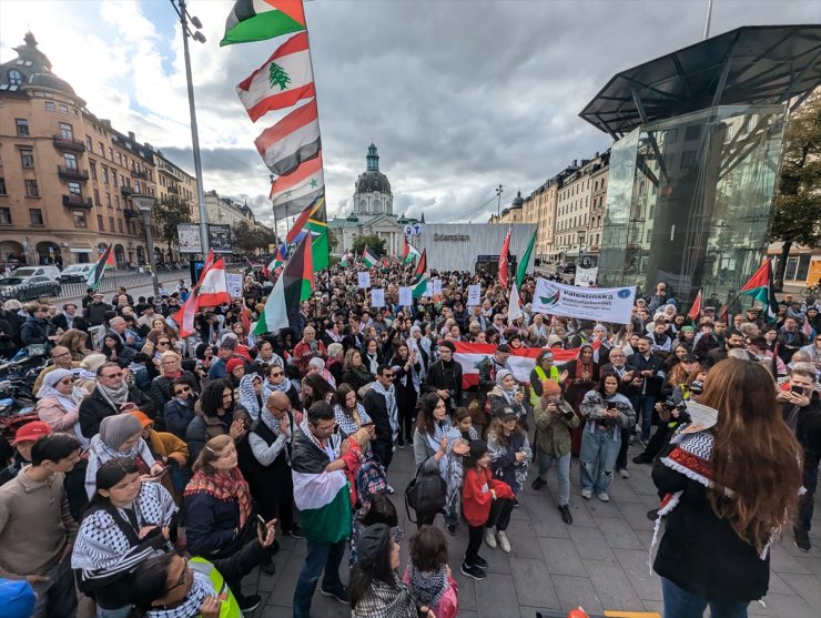 İsveç'te, İsrail'in Filistin ve Lübnan'a yönelik saldırıları protesto edildi