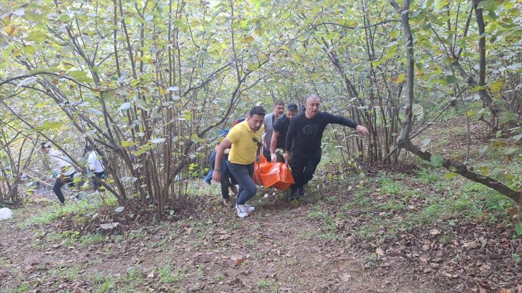 Samsun'da kaçak kazı yaparken gazdan zehirlendiği değerlendirilen 2 kişiden biri öldü