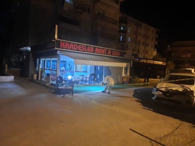 Kocaeli'de silahla vurulan kişi ağır yaralandı