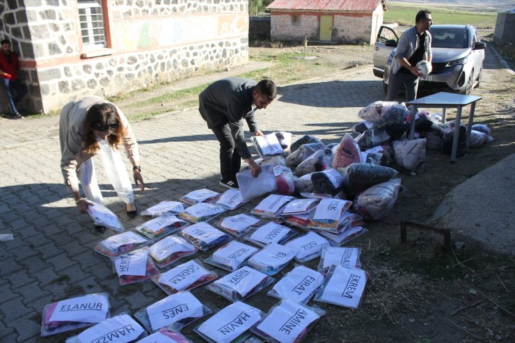 Diyarbakır'da görev yapan öğretmenler, Muşlu çocukların gönlüne dokundu