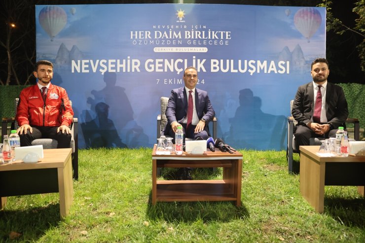 Sanayi ve Teknoloji Bakanı Kacır, Nevşehir'de gençlerle buluştu: