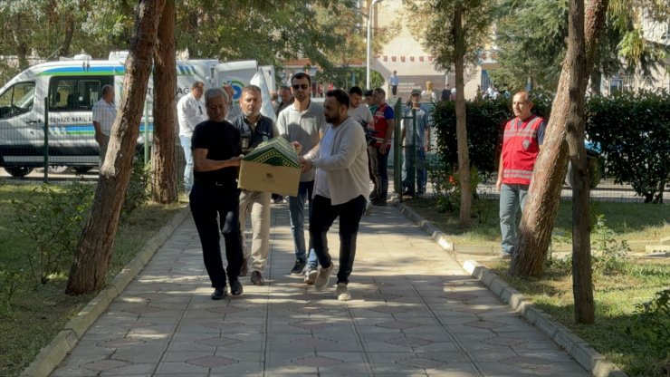 Tekirdağ'da cinsel istismar ve darp sonucu yaşamını yitiren Sıla bebeğin cenazesi toprağa verildi