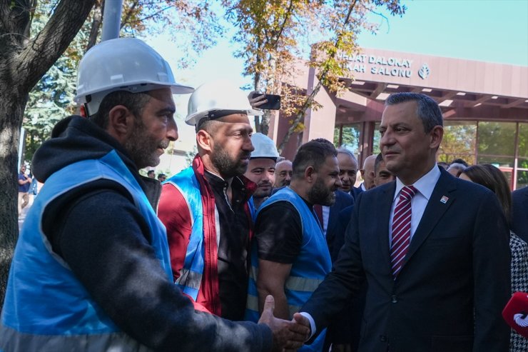 CHP Genel Başkanı Özel, işten çıkartılan maden işçilerini ziyaretinde konuştu: