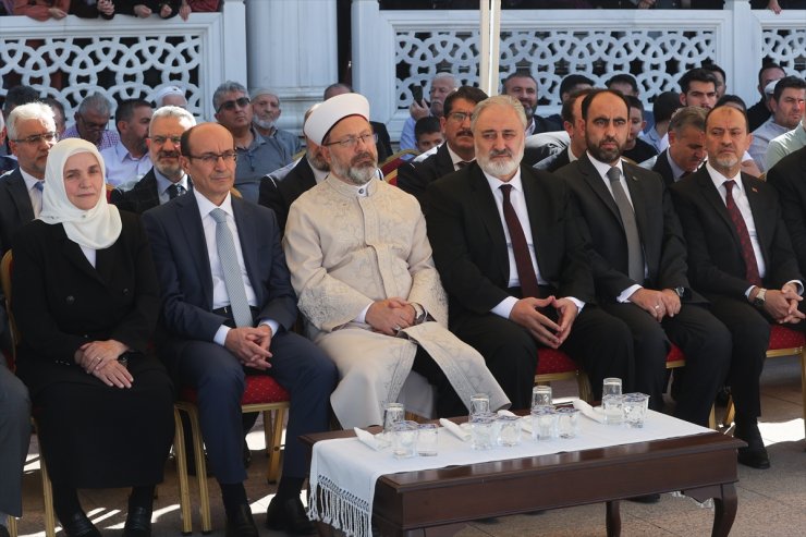 Diyanet İşleri Başkanı Erbaş, gençlik merkezi ve 4-6 yaş Kur'an kursunun açılışını yaptı