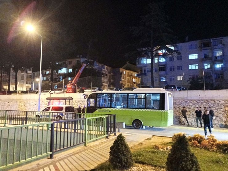 Kocaeli'de halk otobüsünde bıçaklı saldırıya uğrayan kişi öldü