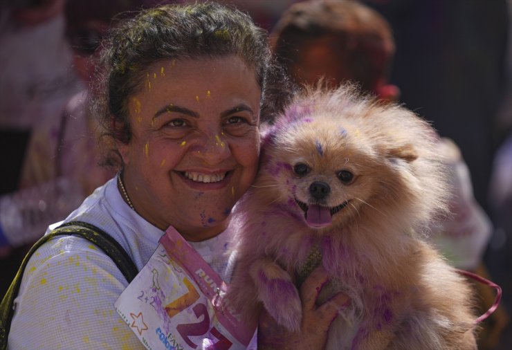 Ankara'da renkli koşu festivali yapıldı