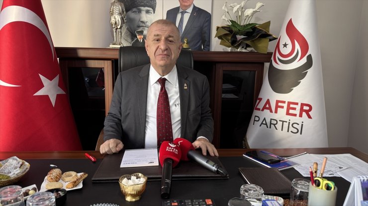 Zafer Partisi Genel Başkanı Özdağ, Mersin'de çeşitli programlara katıldı