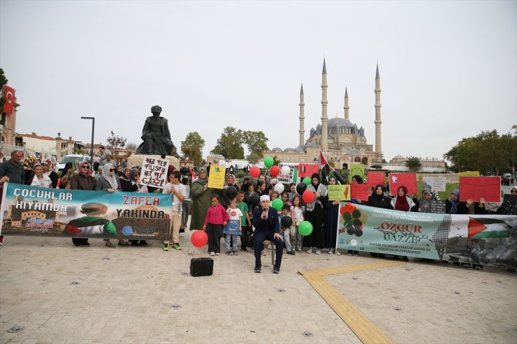 Edirne'de kadın ve çocuklar İsrail'in Filistin'e yönelik saldırılarını protesto etti