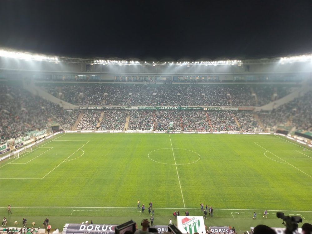 Bursaspor-Kahramanmaraşspor maçını 41 bin 570 taraftar izledi