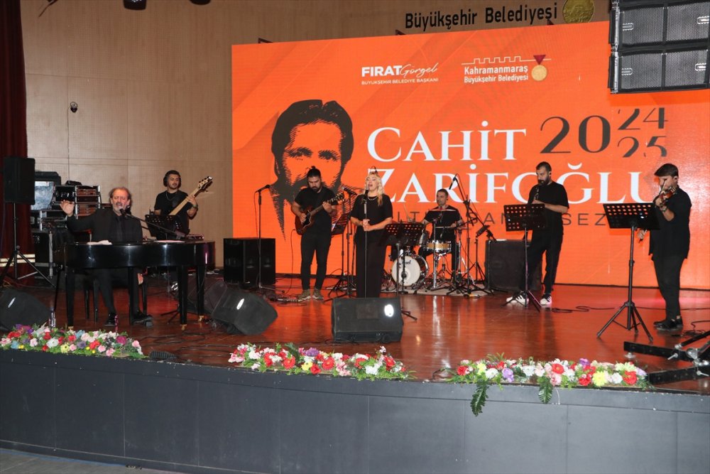 "Cahit Zarifoğlu Kültür Sanat Sezonu" Yücel Arzen konseriyle başladı