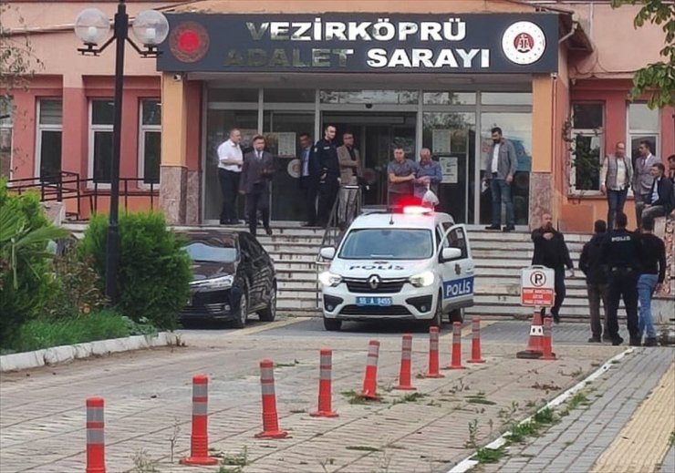 GÜNCELLEME - Samsun'da ayrıldığı kadını bıçaklayarak öldüren, kızını yaralayan zanlı tutuklandı