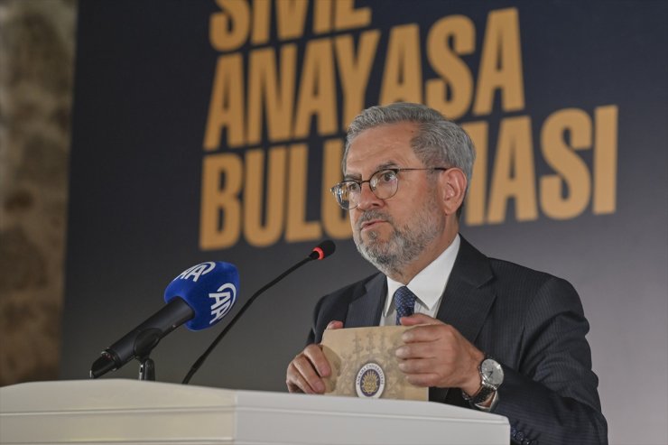 "Türkiye'nin Yeni ve Sivil Bir Anayasa Arayışı" paneli düzenlendi