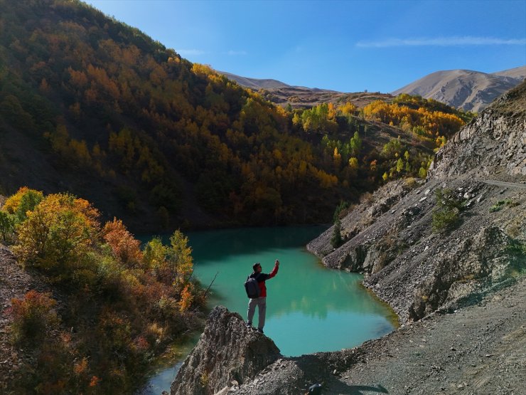 Kop Dağı'ndaki vadilerde sonbahar güzelliği yaşanıyor