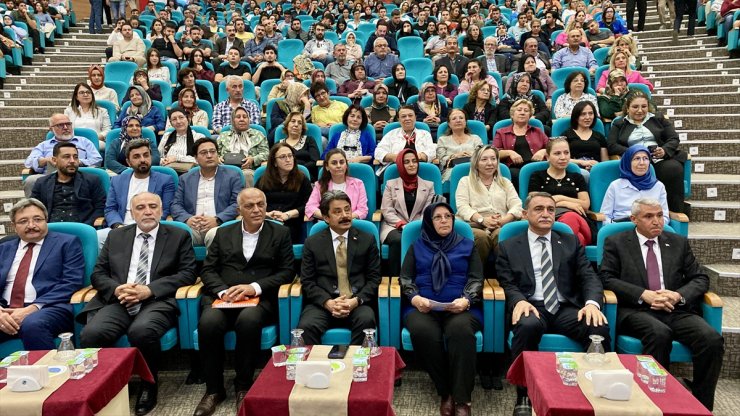 KAEÜ "Tazelenme Üniversitesi" akademik yılı törenle başladı