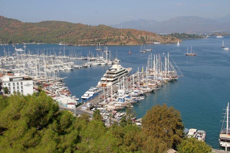 Lüks yat "Alaiya" Fethiye'de