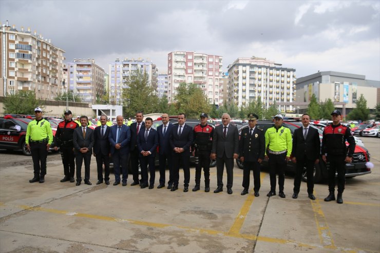 Diyarbakır'da İl Emniyet Müdürlüğüne 50 araç tahsis edildi