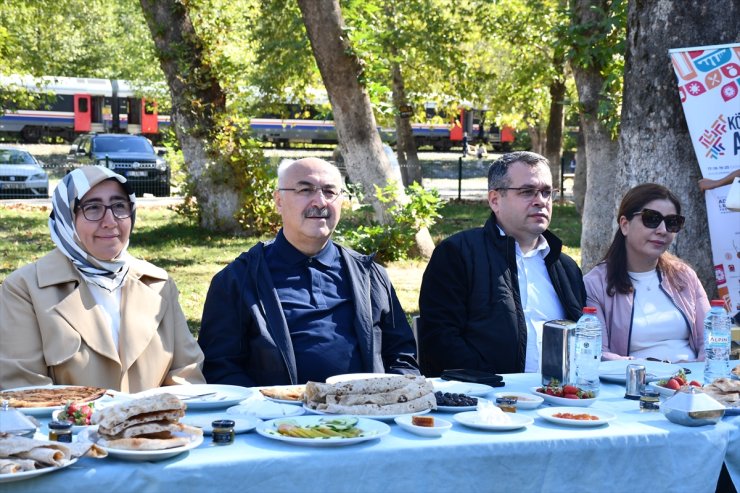 Adana'da "Gastronomi Treni" ile turizm gezisi yapıldı