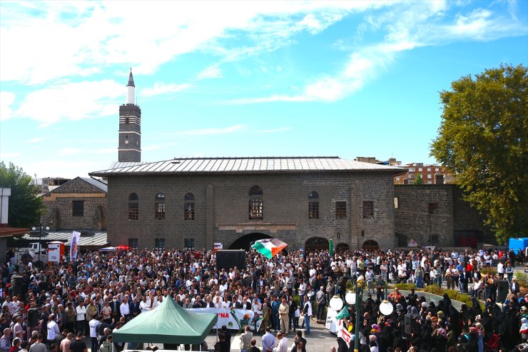 Diyarbakır'da İsrail'in Gazze'ye saldırıları protesto edildi