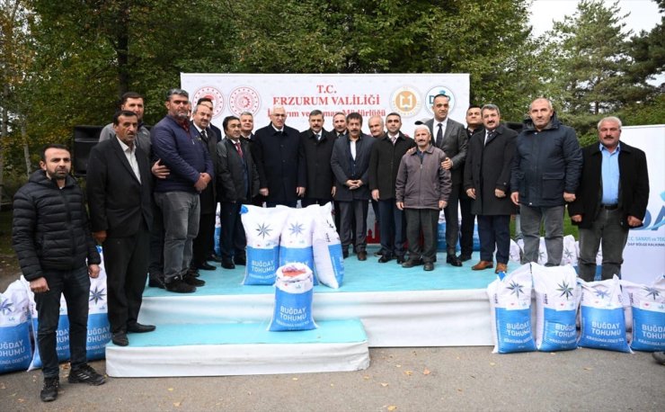 Erzurum'da üretimi artırmak amacıyla çiftçilere 935 ton buğday tohumu dağıtıldı