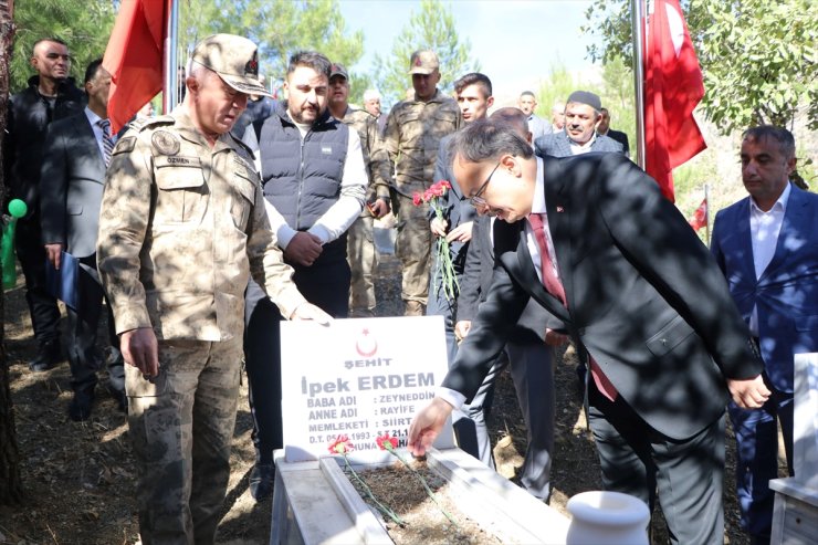 Siirt'in Derince köyünde PKK'lı teröristlerin katlettiği 22 kişi törenle anıldı