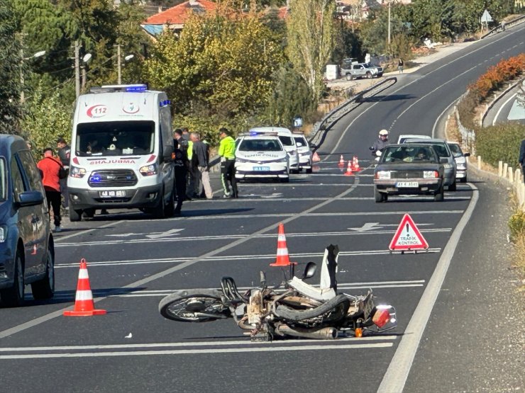 Muğla'da otomobilin çarptığı motosikletin sürücüsü hayatını kaybetti