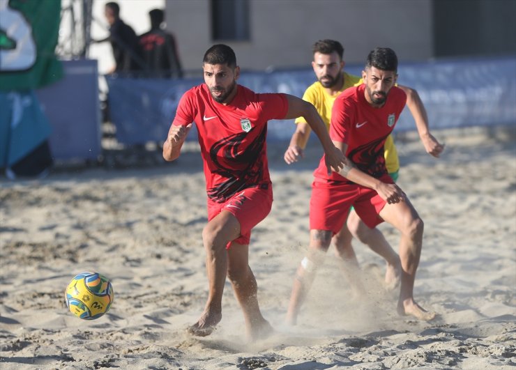 Plaj futbolunda şampiyon Gümüldürspor