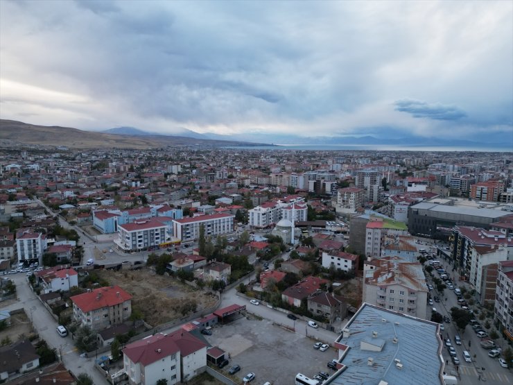 Van'da yaklaşık 8 bin bina depremde yıkılma riski taşıyor