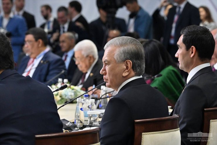 Özbekistan Cumhurbaşkanı Mirziyoyev, İsrail-Filistin sorununun "iki devlet" temelinde çözülebileceğini söyledi