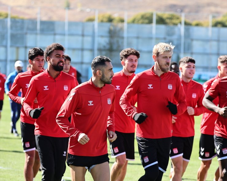 Sivasspor, Adana Demirspor maçı hazırlıklarını tamamladı