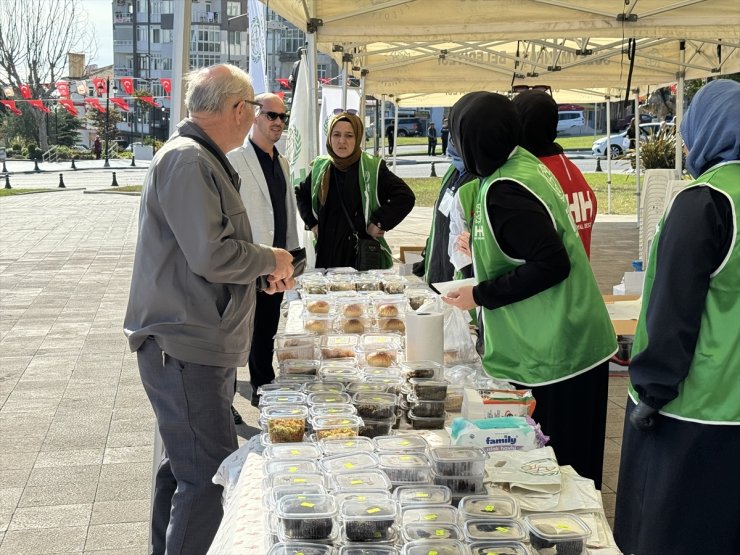 Tekirdağ'da Filistinlilere destek için "hayır çarşısı" kuruldu