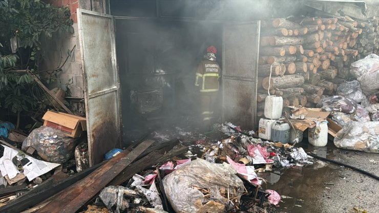 Karabük'te restoranda çıkan yangın söndürüldü