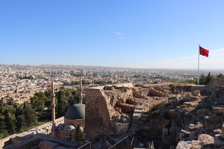 Urfa Kalesi kazıları bölge tarihine ışık tutuyor