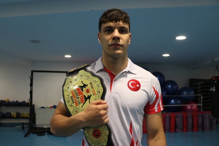 Özenerek 12 yaşında başladığı muaythaide 2 Avrupa, 1 dünya şampiyonluğu kazandı