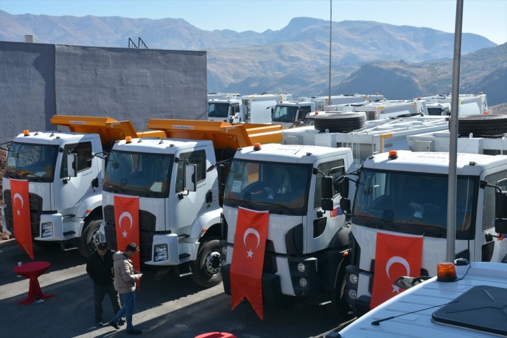 Hakkari'de temizlik işlerinde kullanılacak 37 araç hizmete alındı