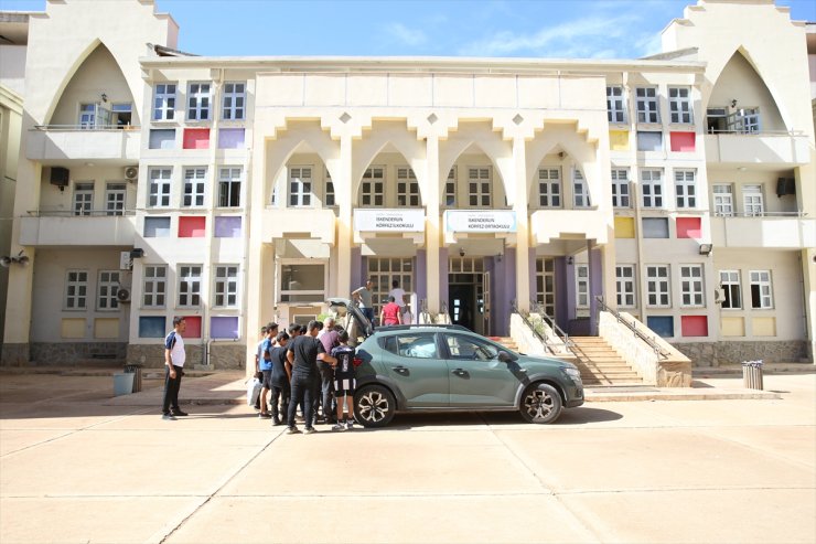 İzmir depreminde oğlunu kaybeden babanın başlattığı iyilik hareketi Hatay'a uzandı