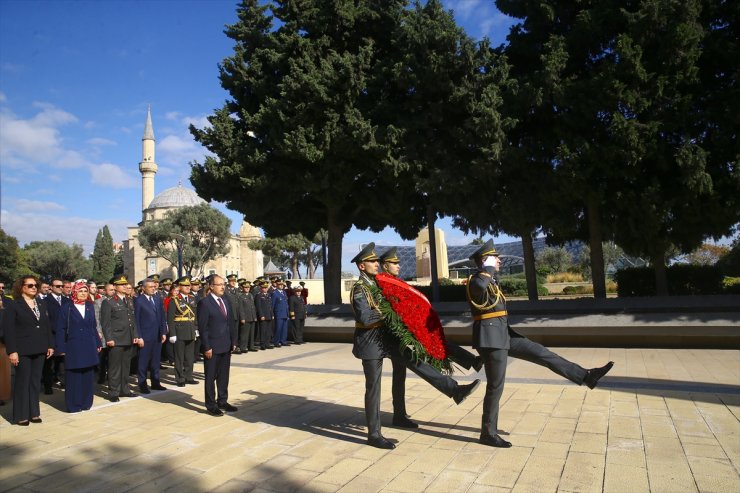 Bakü Türk Şehitliği'nde Türkiye Cumhuriyeti'nin 101. yılı dolayısıyla tören düzenlendi