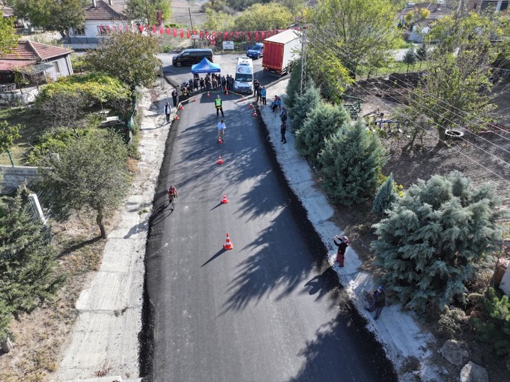 Balkan Yol Bisikleti Şampiyonası'na katılanlar, parkurdaki köy yollarına tam not verdi