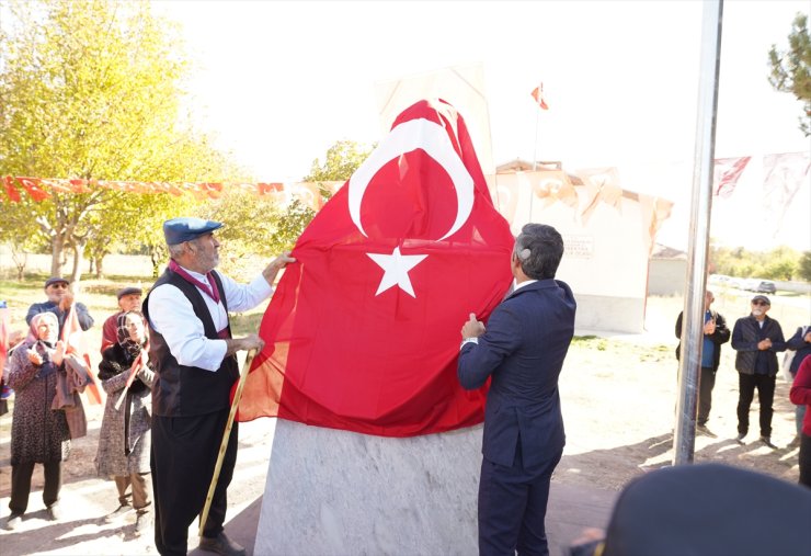 Nevşehir'de köylülerin kendi imkanlarıyla yaptırdığı Atatürk büstü 29 Ekim’de açıldı