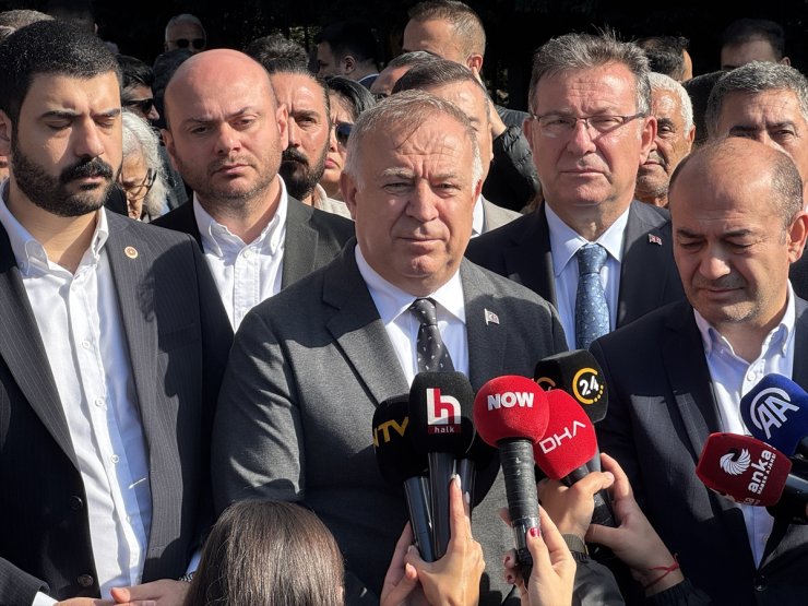 CHP Genel Başkan Yardımcısı Zeybek'ten Esenyurt Belediye Başkanı Özer'in gözaltına alınmasına ilişkin açıklama