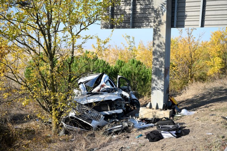 Edirne'de şarampole devrilen cipteki 2 kişi öldü, 3 kişi yaralandı