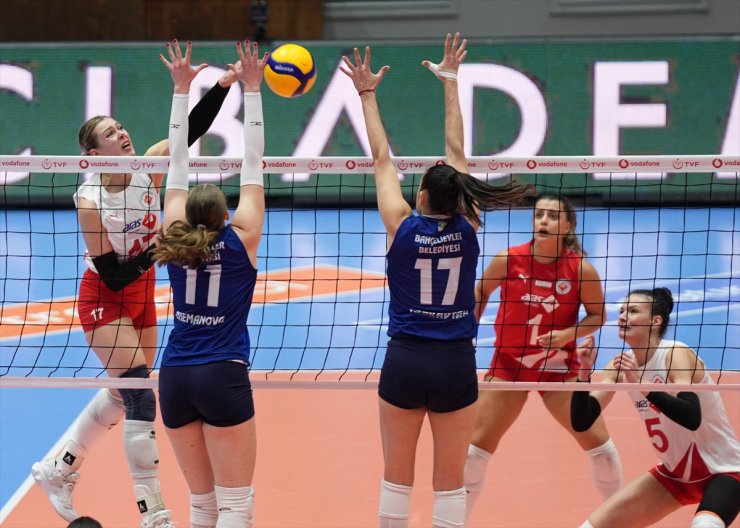 Voleybol: Vodafone Sultanlar Ligi