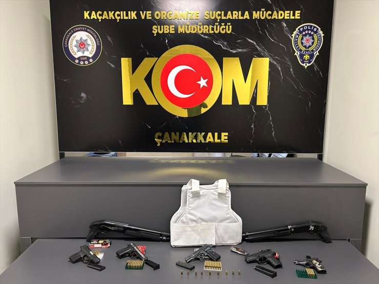 Çanakkale merkezli silah kaçakçılığı operasyonunda yakalanan 3 zanlı tutuklandı