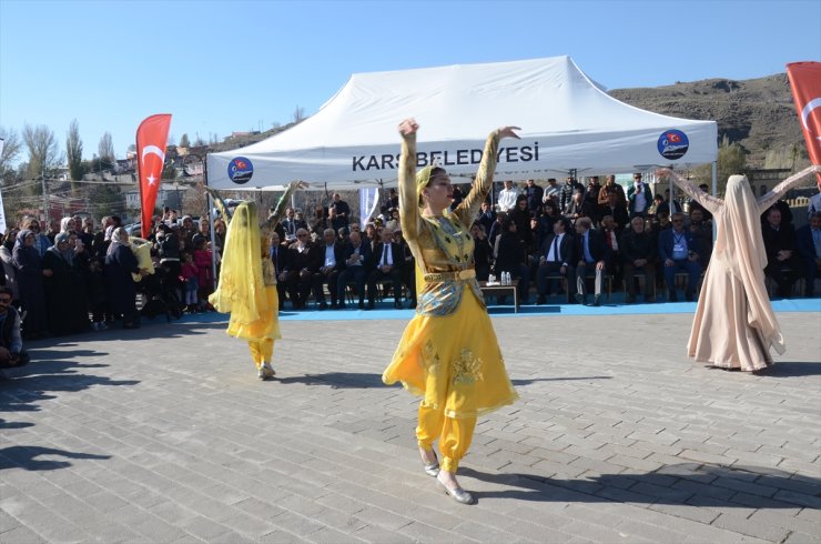 Kars'ta Aşık Şenlik Kars Uluslararası Aşıklar Bayramı başladı