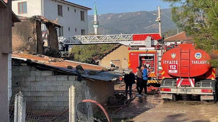 Sakarya'da evde çıkan yangında yaşlı kadın öldü