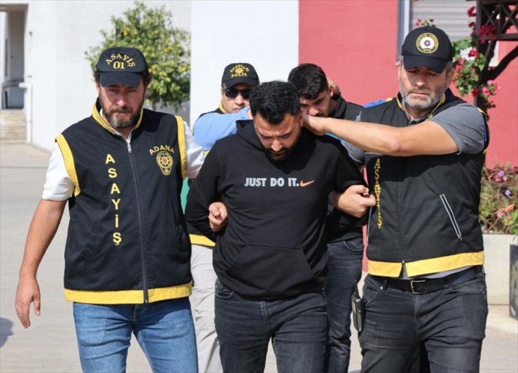 Adana'da polisten kaçan motosikletli ve silahlı 2 kişi tutuklandı