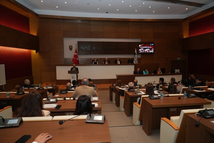 Kadıköy Belediye Meclisinde sendika ile yaşanan anlaşmazlık tartışıldı